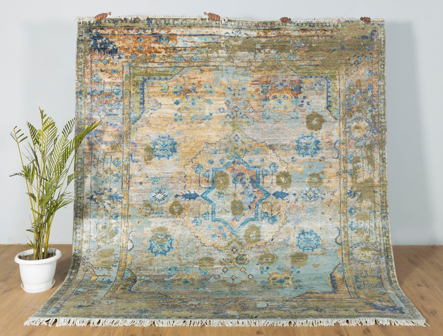 8x8.8Ft Medallion Traditional 100% Saree Silk Rug | Shritija Rugs | Rugs Online London